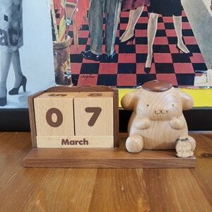 Sanrio Pompompurin & Muffin Wooden Perpetual Calendar, Solid Wood 2020 Decor